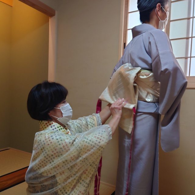 2022.4.9	田中 智恵 さま	お互いに、着物好きなので、楽しく着付け出来ました。	#和装家 #wasouka #きものを世界遺産に #きものを世界遺産にするための全国会議 #kimono #着物 #きもの #着付け #和装 #浴衣