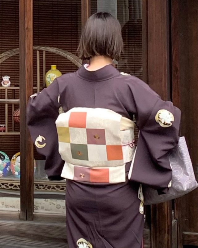 2022.5.15　木山 みと さま　おばあさまに買ってもらった着物を着付けするということで少し緊張しました。その着物で一緒に出かけました。
#和装家 #wasouka #きものを世界遺産に #きものを世界遺産にするための全国会議 #kimono #着物 #きもの #着付け #和装 #浴衣